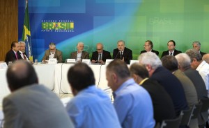 Brasília - Ministros participam da reunião do Fórum de Debates sobre Políticas de Trabalho, Emprego, Renda e Previdência Social, no Palácio do Planalto (Antonio Cruz/Agência Brasil)